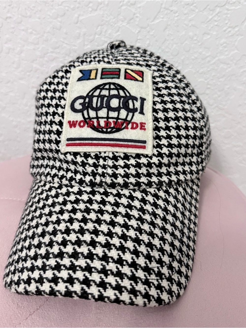 Gucci Worldwide Houndstooth Cap